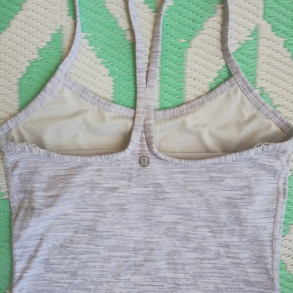 Lululemon 4 Gray White Fitness Tank Womens Small Power Y Shelf Bra